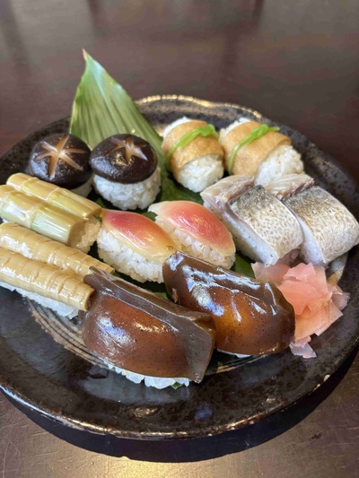帯や勘助.jpg