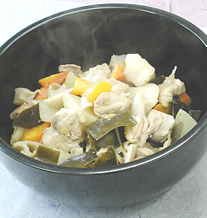 里芋と野菜と鶏肉の煮物