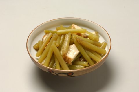 つわの煮物