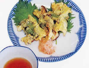 しいたけとエビの青ジソ揚げ